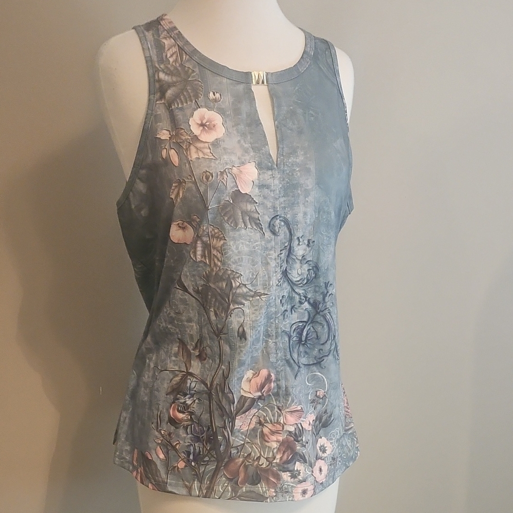 Groovy Tank! Versatile Styles!